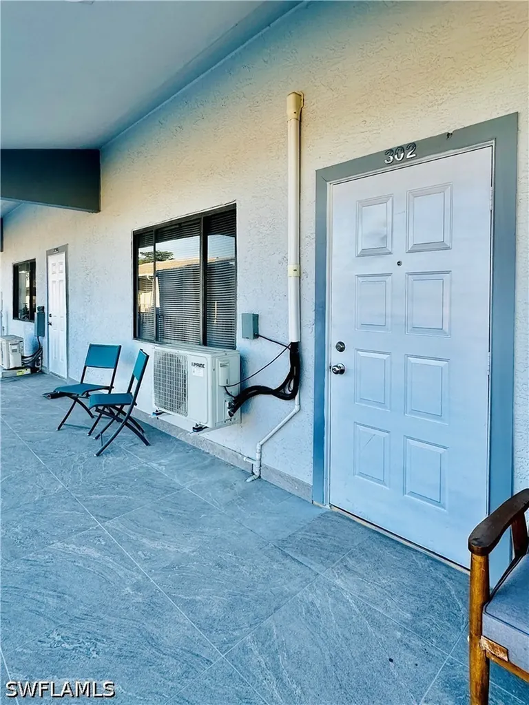 826 Wiggins Pass Road Naples FL 34110