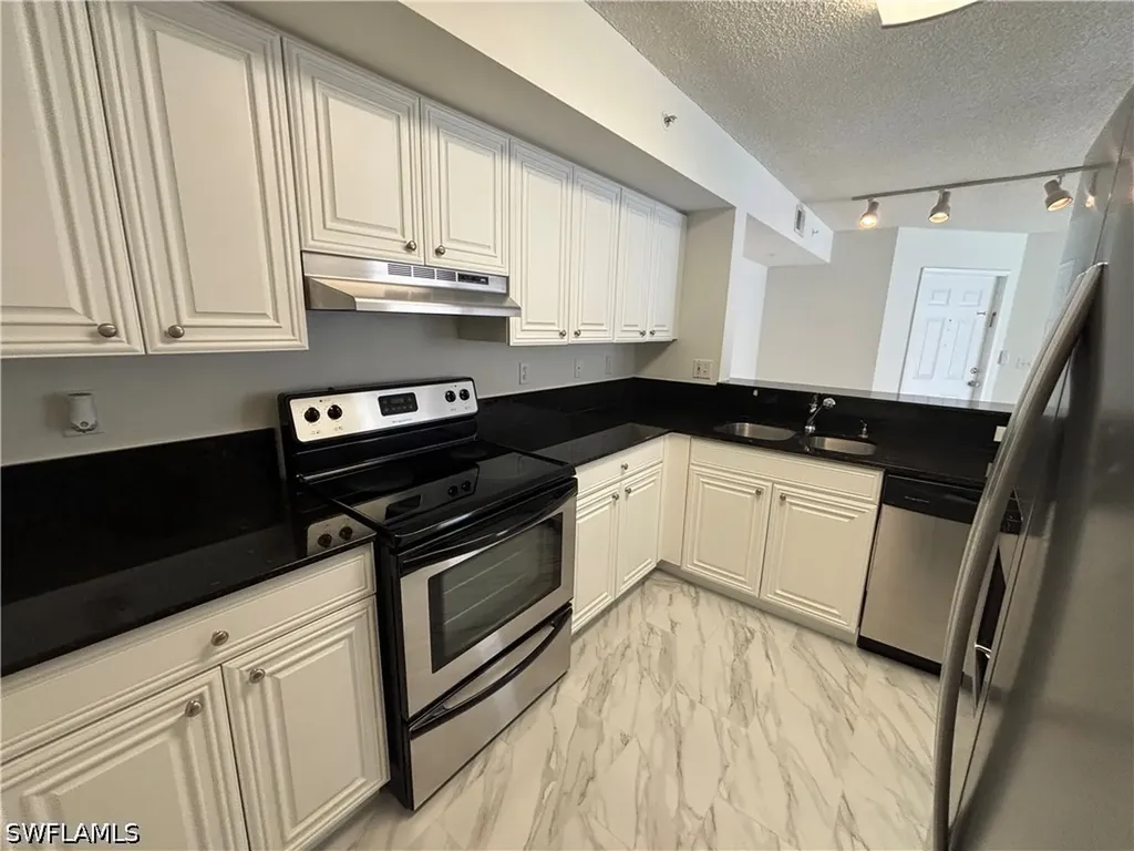 8265 Ibis Club Drive Naples FL 34104