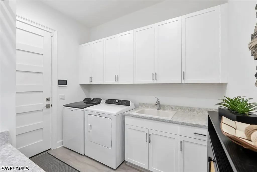 8849 Yucatan Court Naples FL 34112