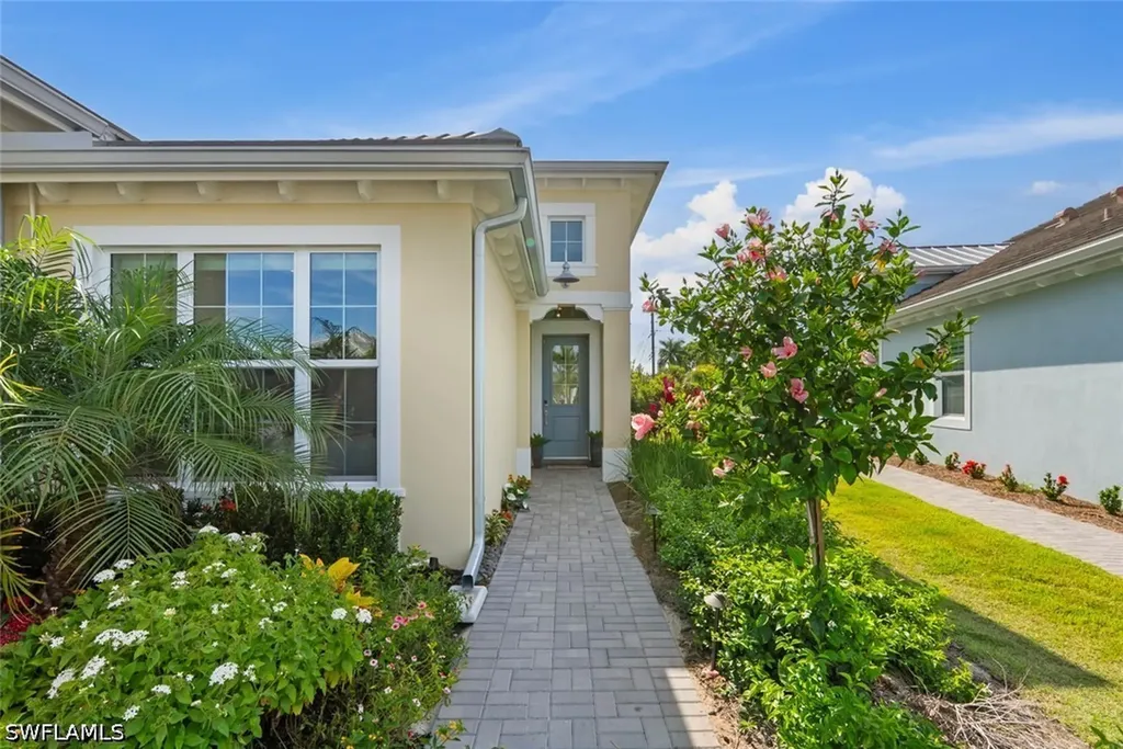 8849 Yucatan Court Naples FL 34112