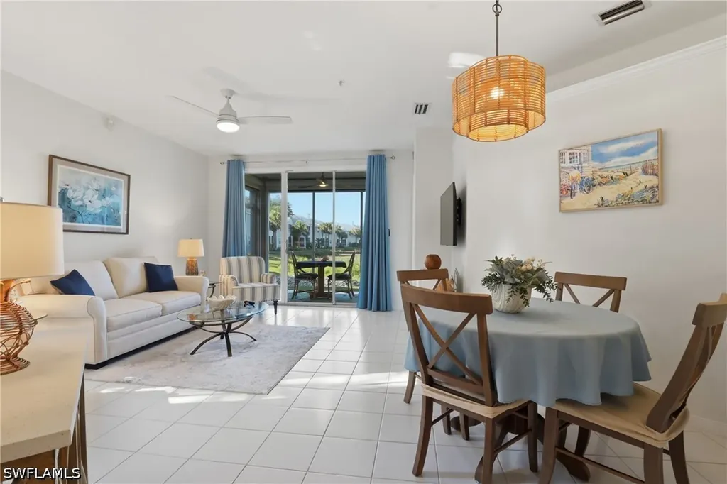 1290 Sweetwater Cove Naples FL 34110