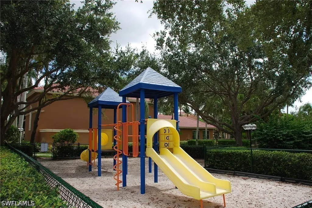 1130 Reserve Way Naples FL 34105