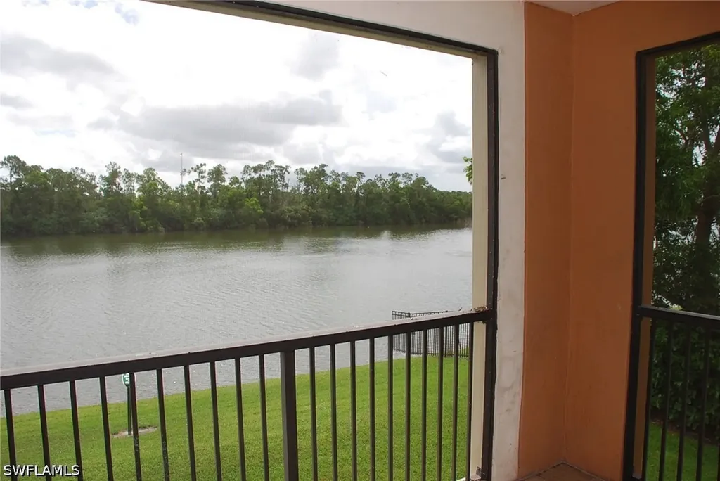 1130 Reserve Way Naples FL 34105