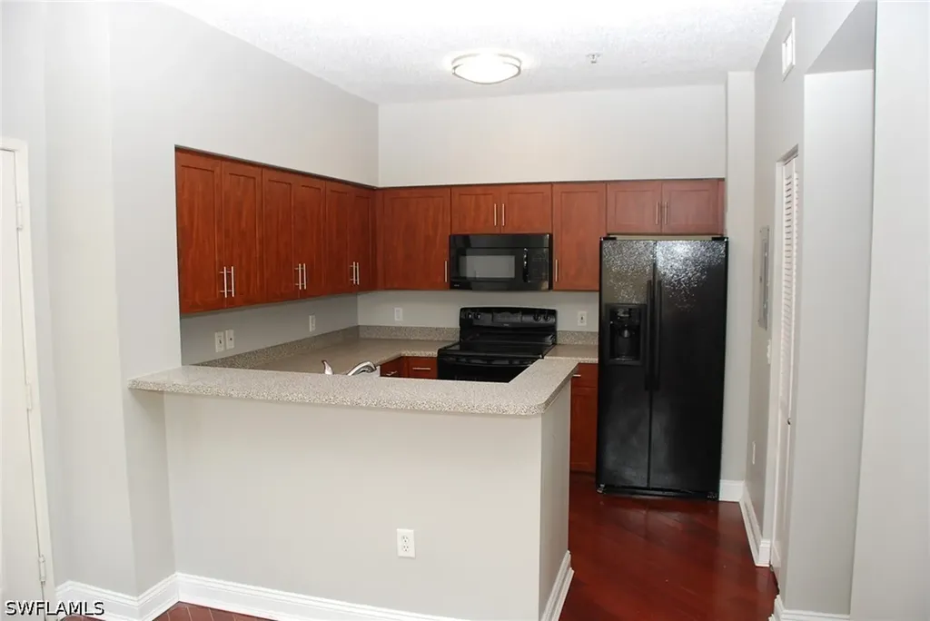 1130 Reserve Way Naples FL 34105