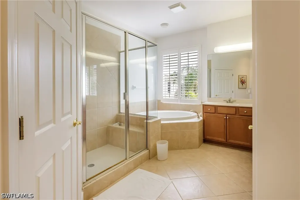 28652 San Lucas Lane Bonita Springs FL 34135