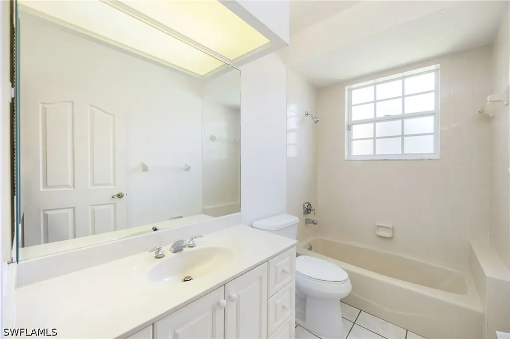 11223 Phoenix Way Naples FL 34119