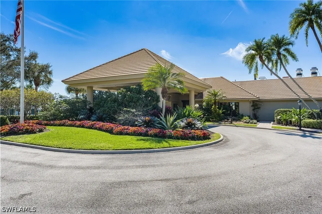 11223 Phoenix Way Naples FL 34119