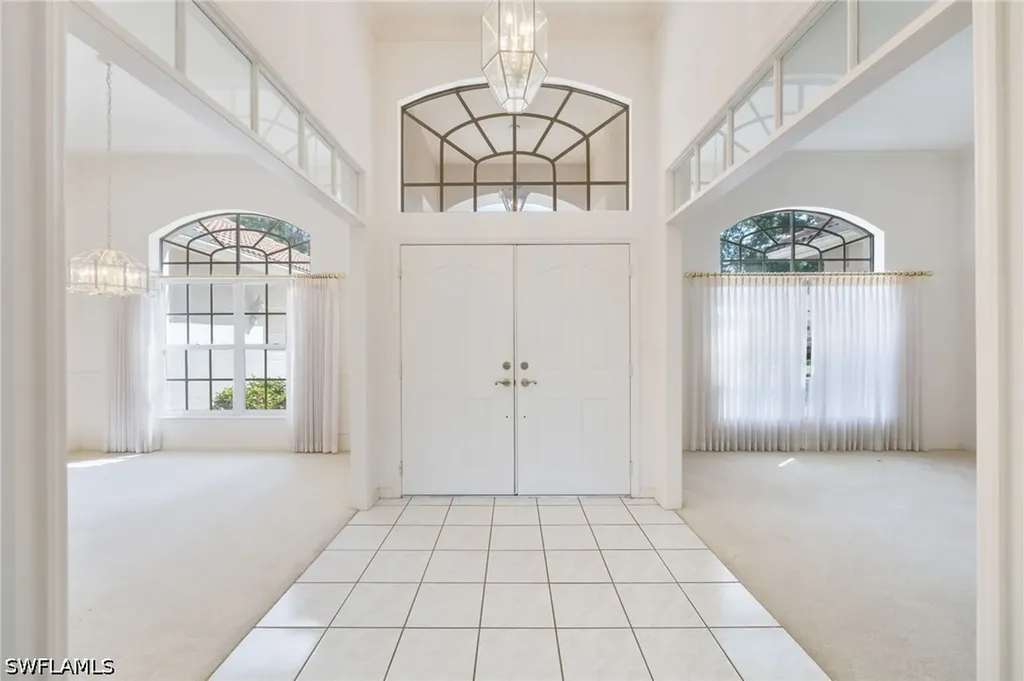 11223 Phoenix Way Naples FL 34119