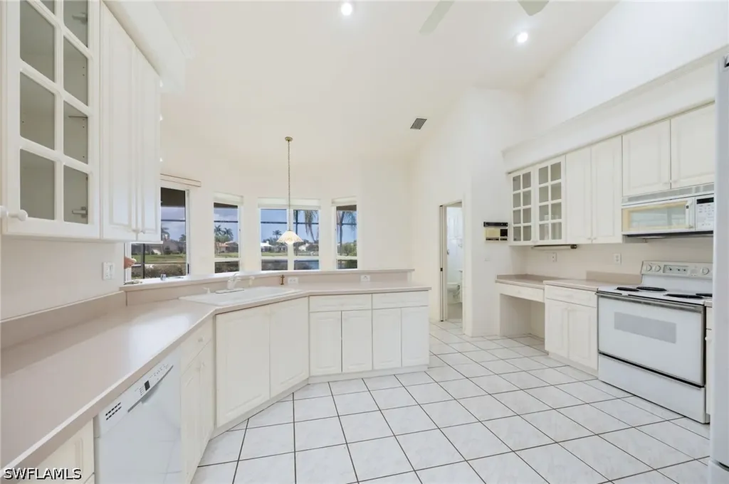 11223 Phoenix Way Naples FL 34119