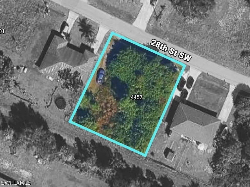 4457/4459 28th Street SW Lehigh Acres FL 33973