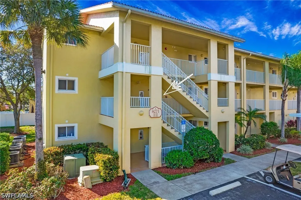 8271 Key Royal Circle Naples FL 34119