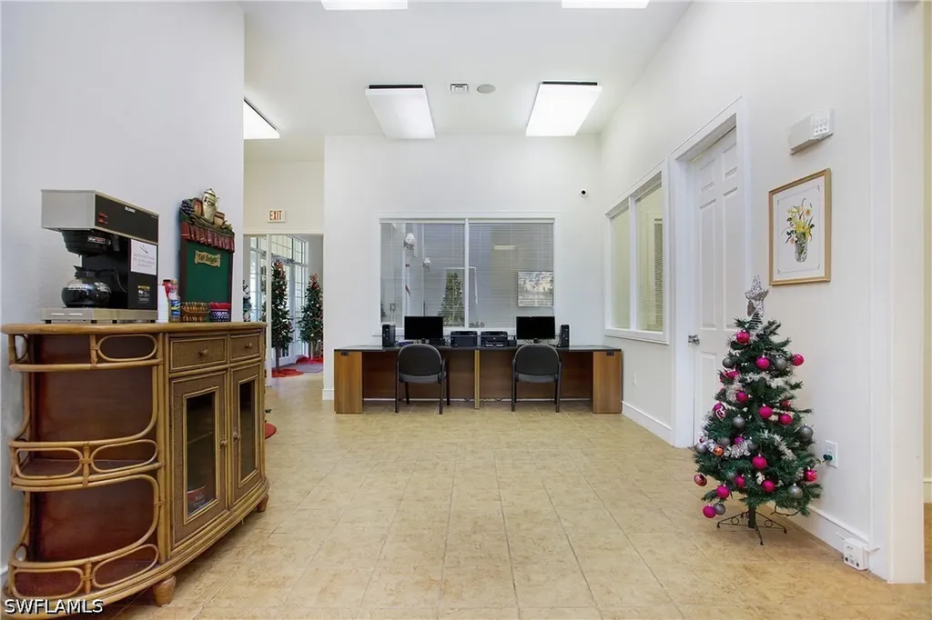 8271 Key Royal Circle Naples FL 34119
