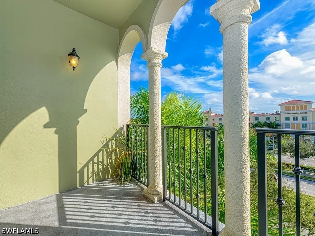 8000 Via Sardinia Way Estero FL 33928