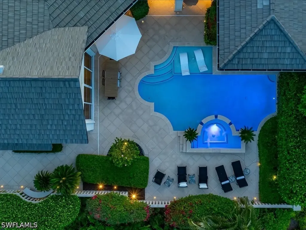 9959 Brassie Bend Naples FL 34108