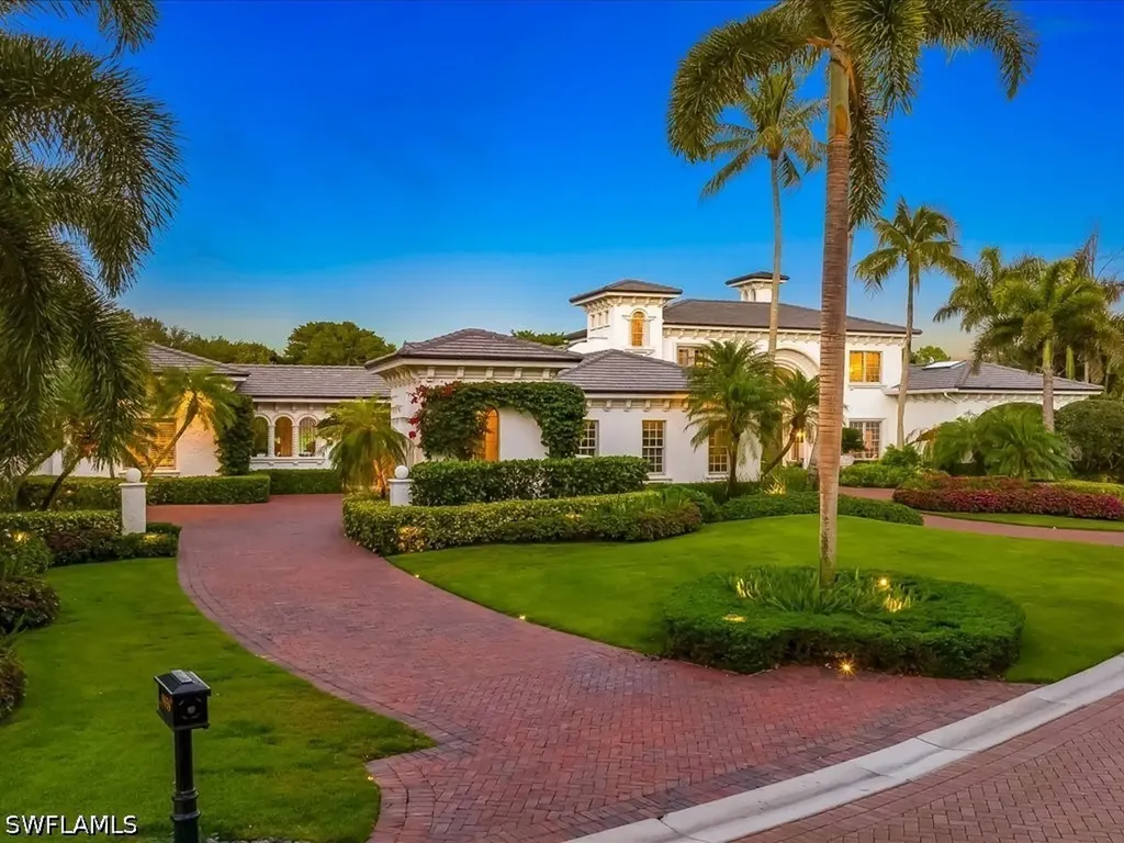 9959 Brassie Bend Naples FL 34108