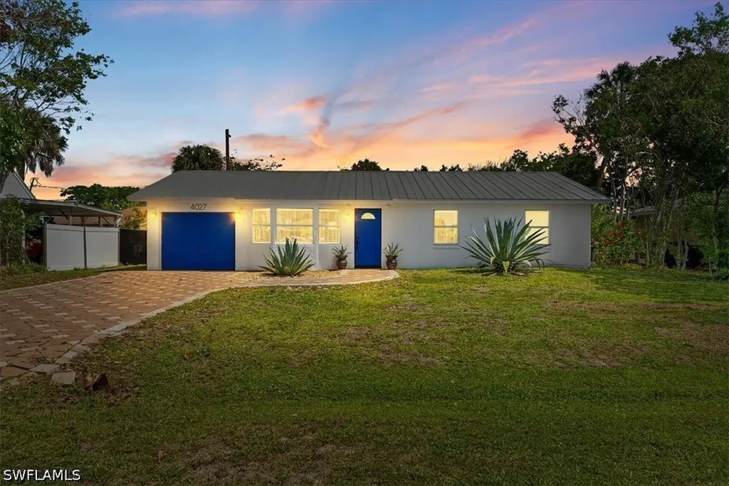 4027 Mindi Avenue Naples FL 34112