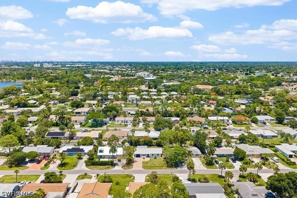 4027 Mindi Avenue Naples FL 34112