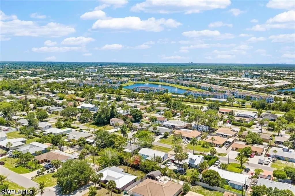 4027 Mindi Avenue Naples FL 34112