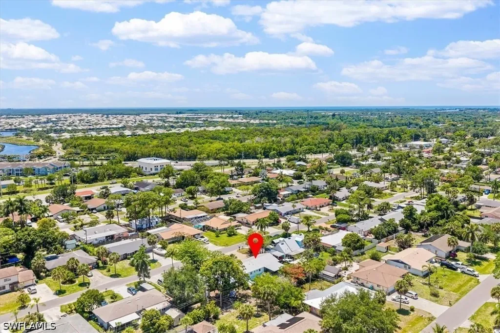 4027 Mindi Avenue Naples FL 34112