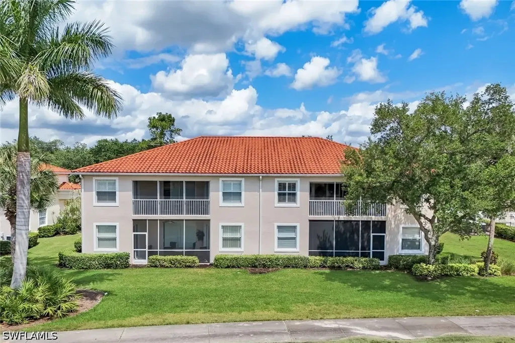 3365 Grand Cypress Drive Naples FL 34119