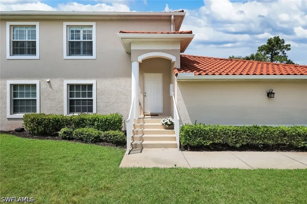 3365 Grand Cypress Drive Naples FL 34119