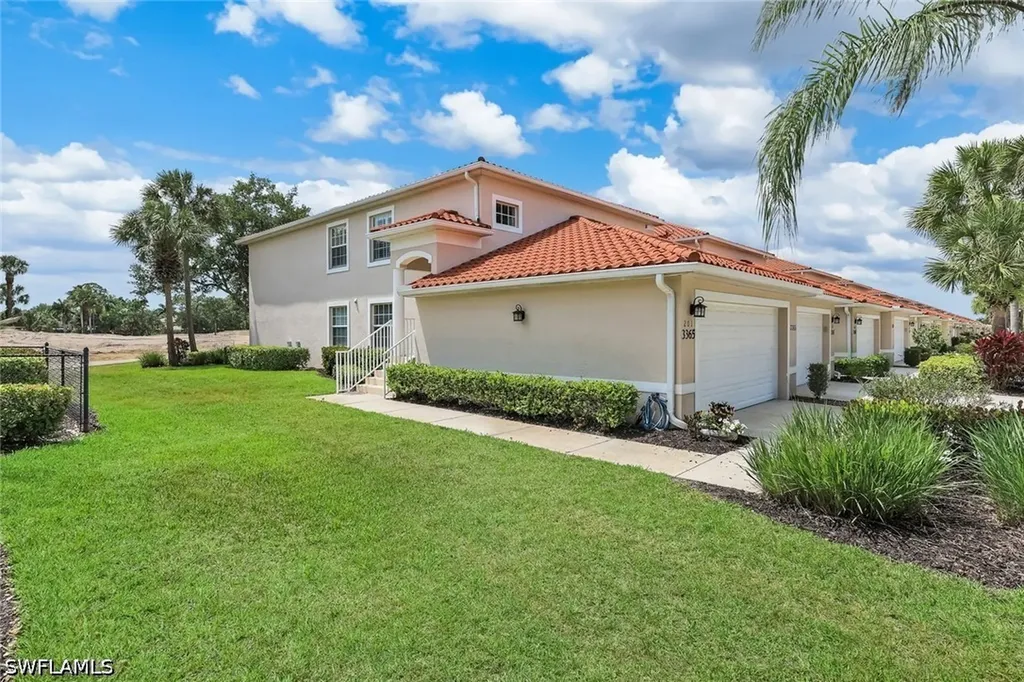 3365 Grand Cypress Drive Naples FL 34119
