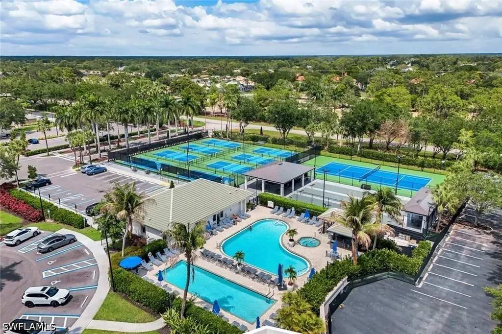3365 Grand Cypress Drive Naples FL 34119