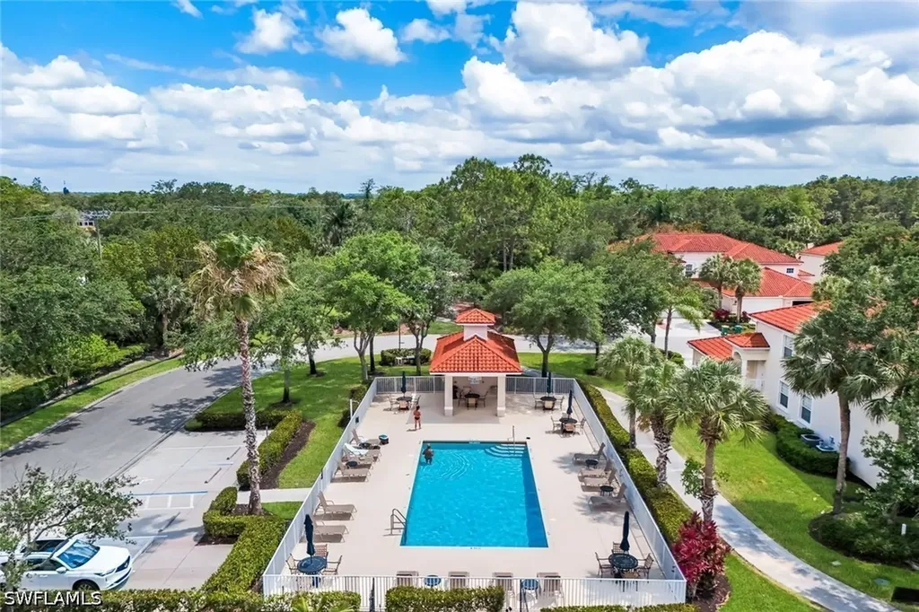 3365 Grand Cypress Drive Naples FL 34119