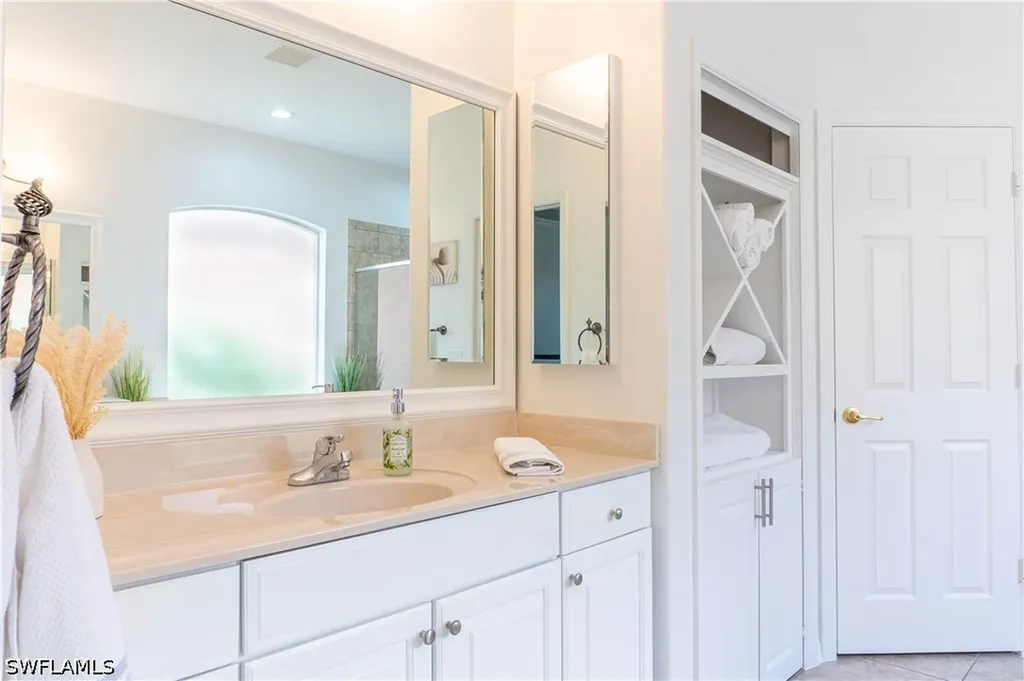 14059 Mirror Court Naples FL 34114