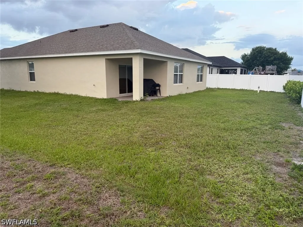 2014 NW 9th Street Cape Coral FL 33993