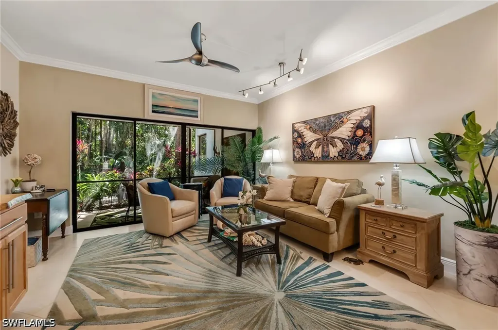 3310 Europa Drive Naples FL 34105