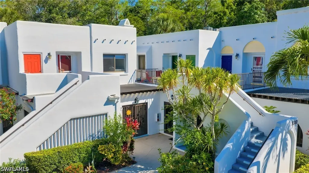 3310 Europa Drive Naples FL 34105