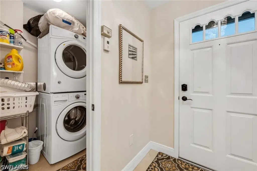 3310 Europa Drive Naples FL 34105