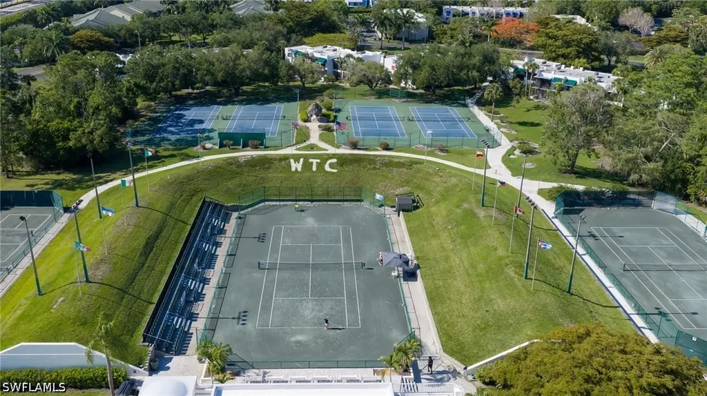 3310 Europa Drive Naples FL 34105