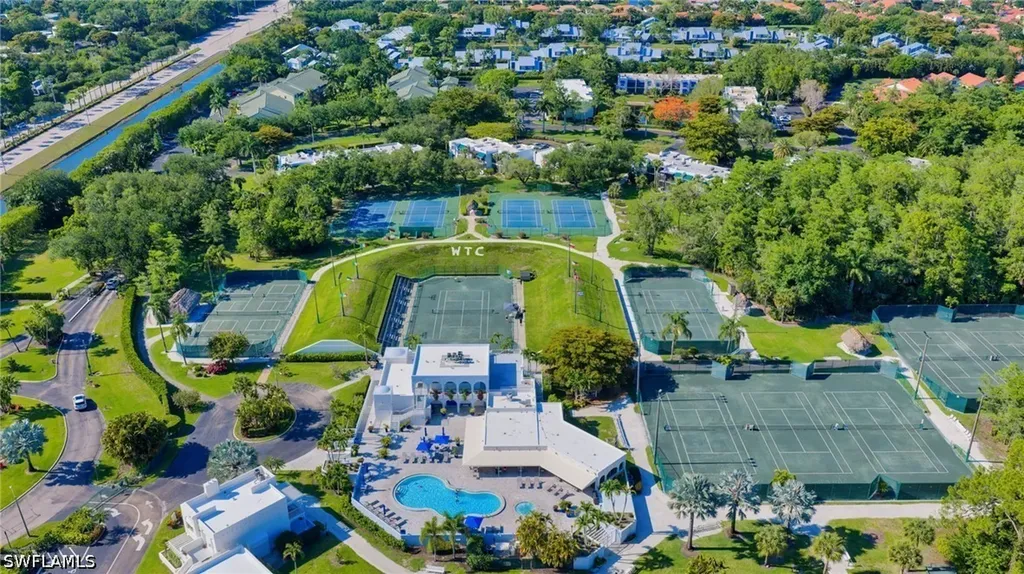 3310 Europa Drive Naples FL 34105