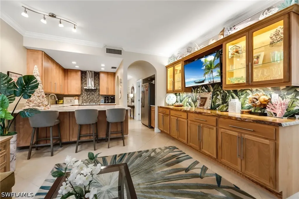 3310 Europa Drive Naples FL 34105