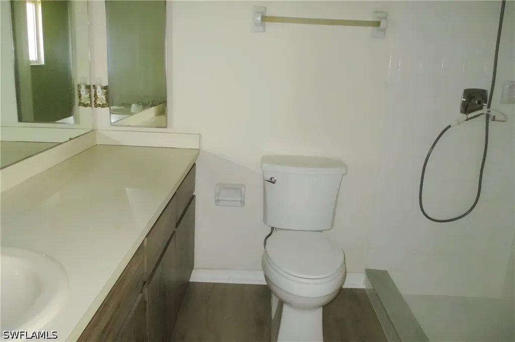 903 SE 20th Court Cape Coral FL 33990