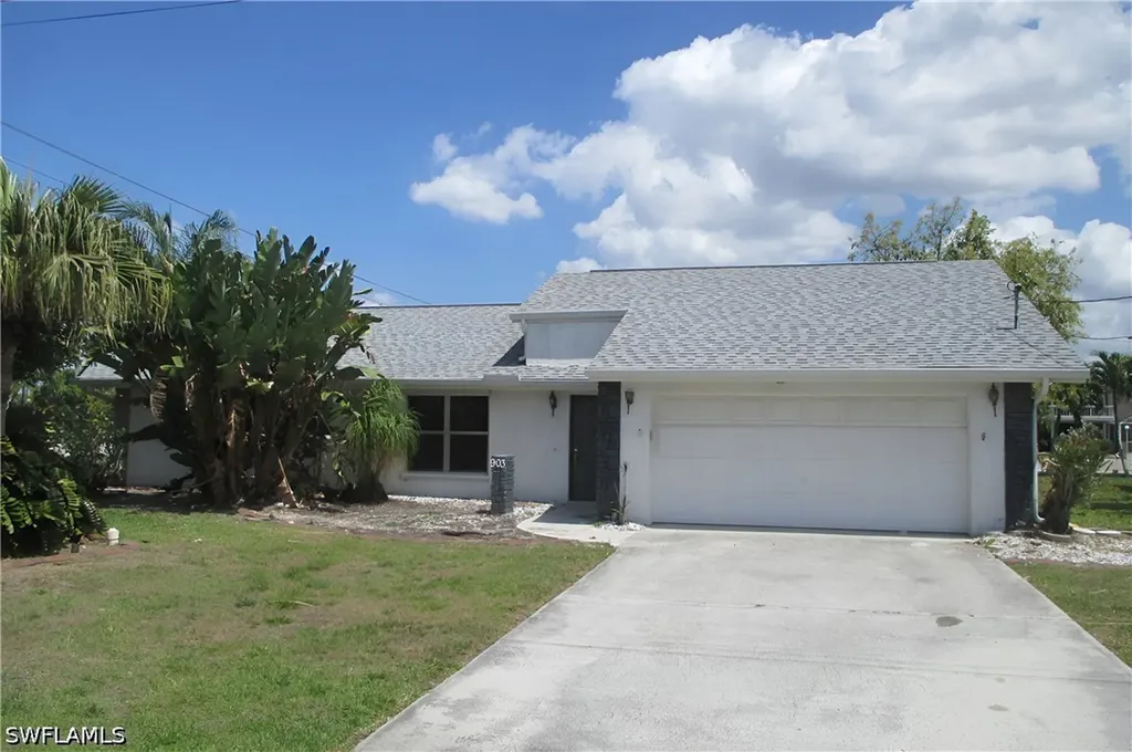 903 SE 20th Court Cape Coral FL 33990