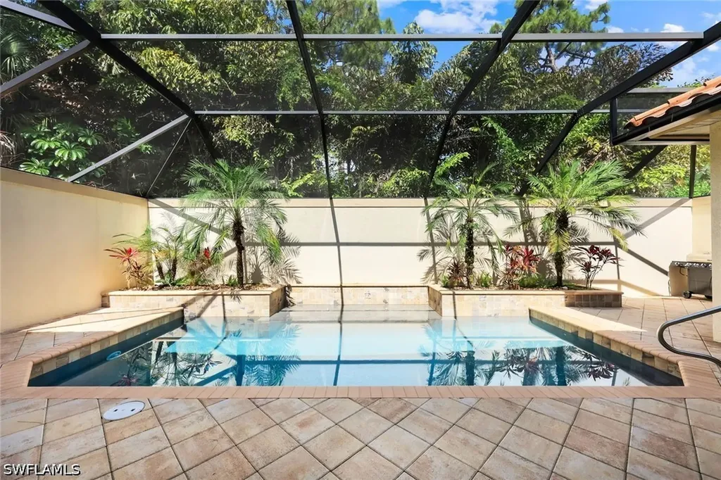 1243 Briarwood Court Naples FL 34104