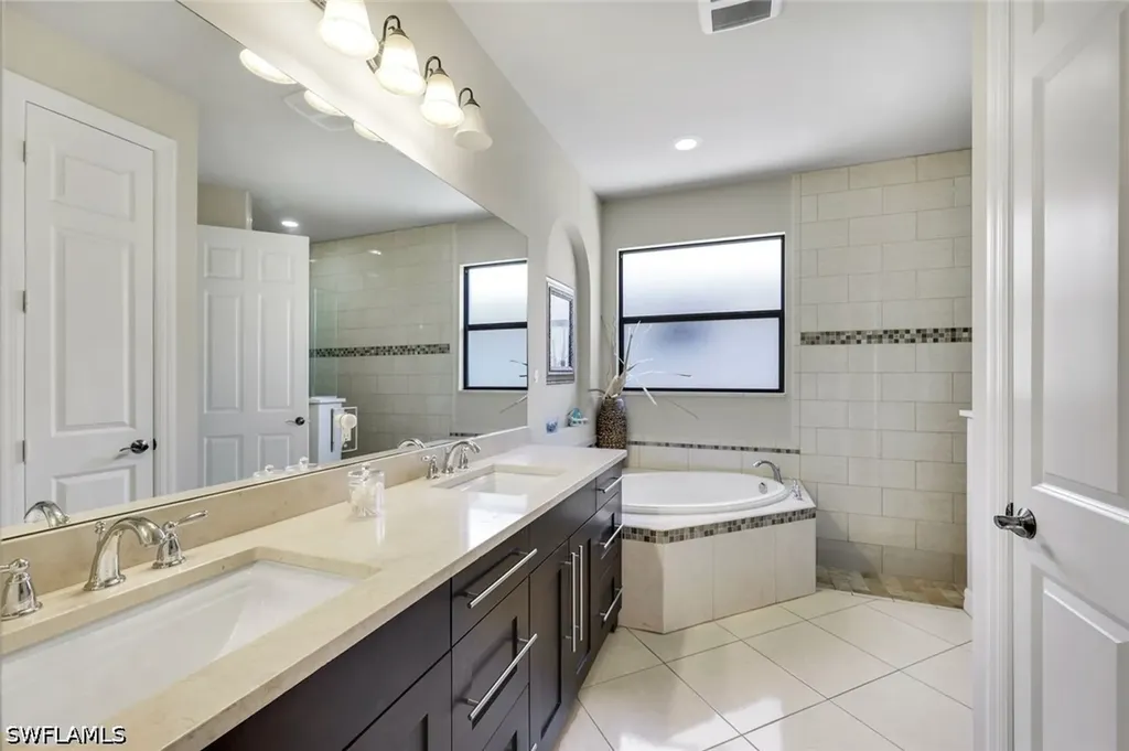 1243 Briarwood Court Naples FL 34104