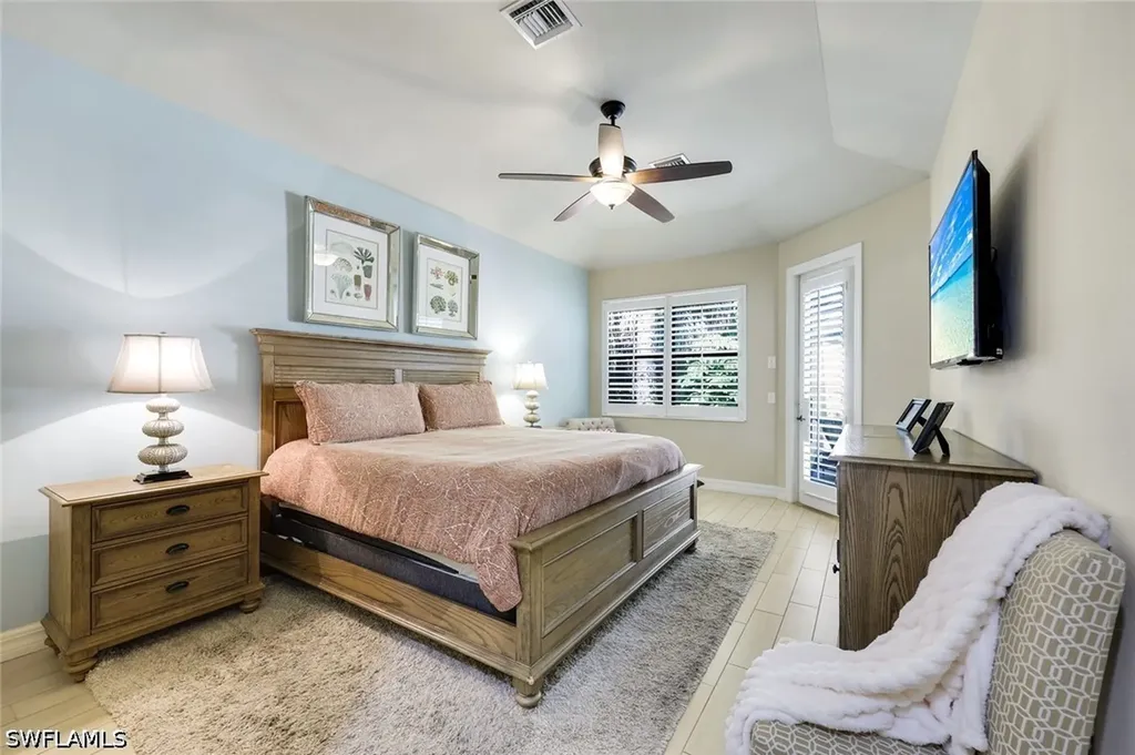 1243 Briarwood Court Naples FL 34104