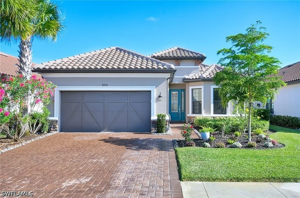 8250 Promoso Court Naples FL 34114