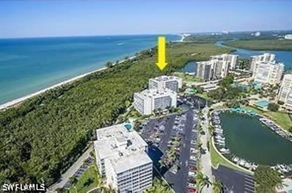 5 Bluebill Avenue Naples FL 34108