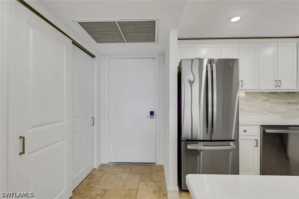 5 Bluebill Avenue Naples FL 34108