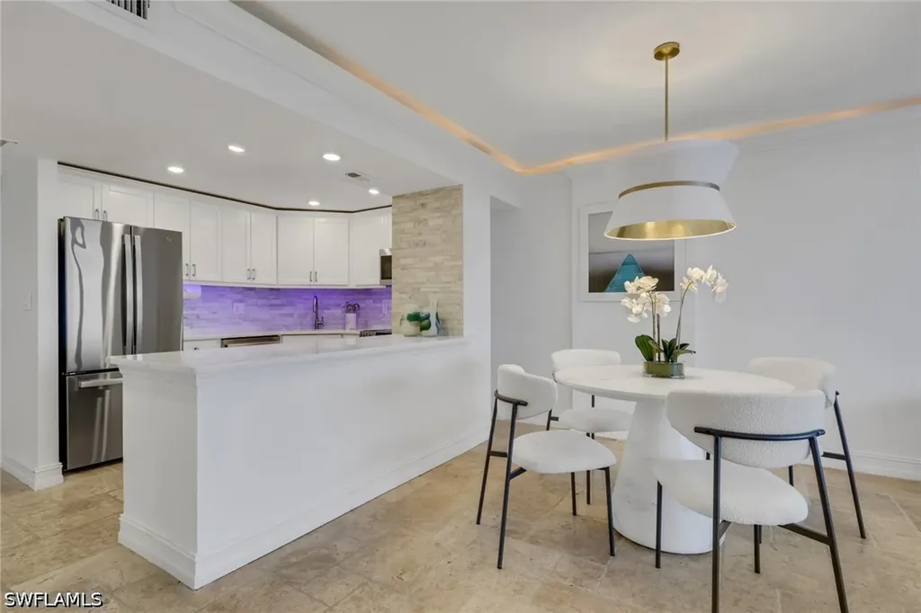 5 Bluebill Avenue Naples FL 34108