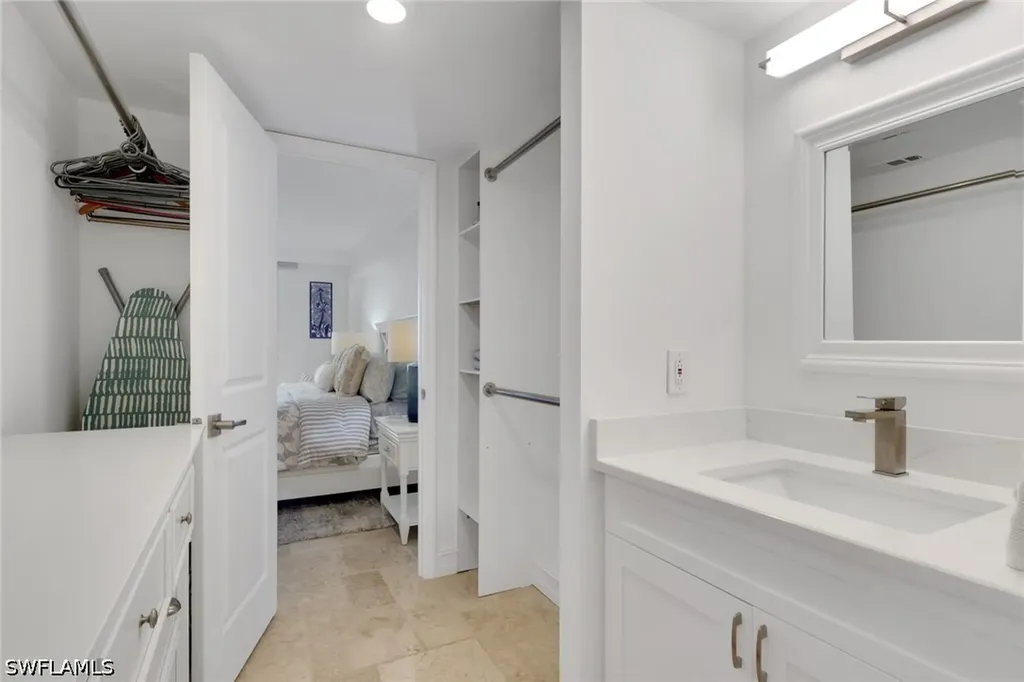 5 Bluebill Avenue Naples FL 34108