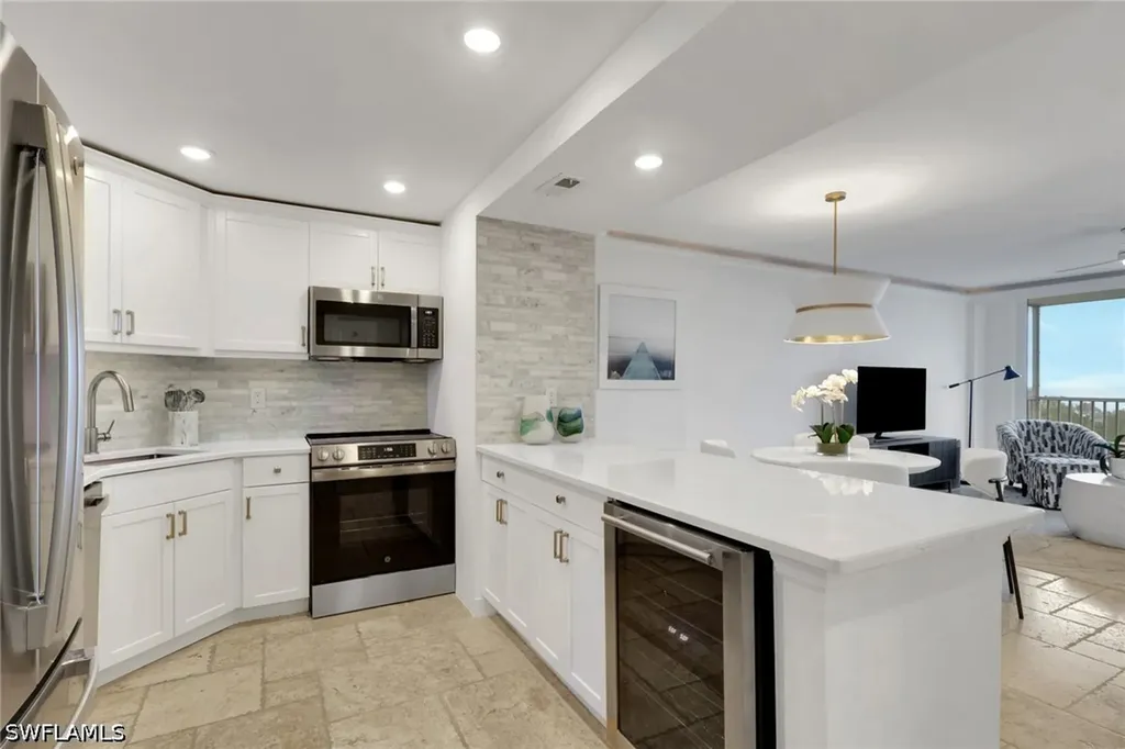 5 Bluebill Avenue Naples FL 34108