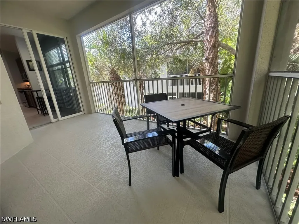 2004 Tarpon Bay Drive N Naples FL 34119