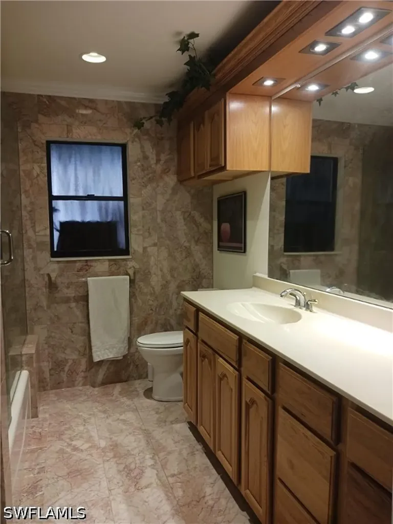 2727 SE 24th Place Cape Coral FL 33904