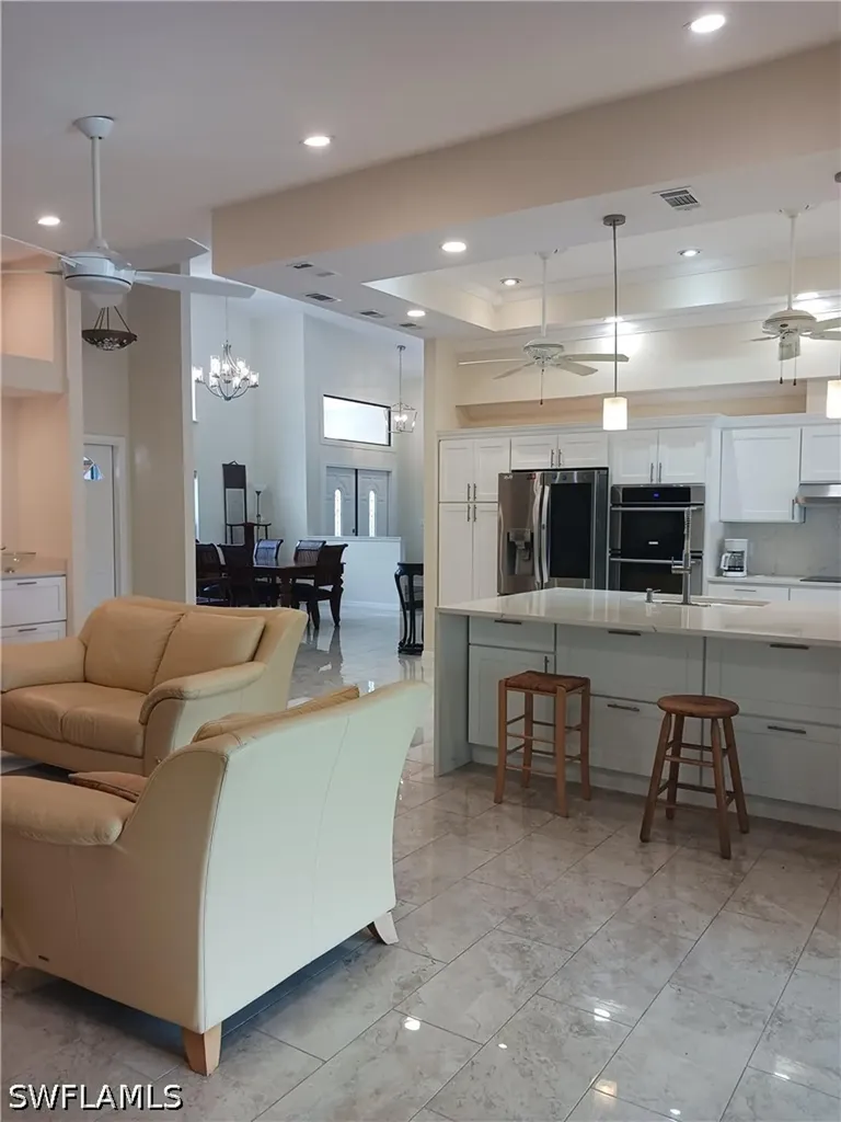 2727 SE 24th Place Cape Coral FL 33904